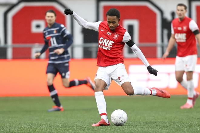 国际舞台 国际舞台